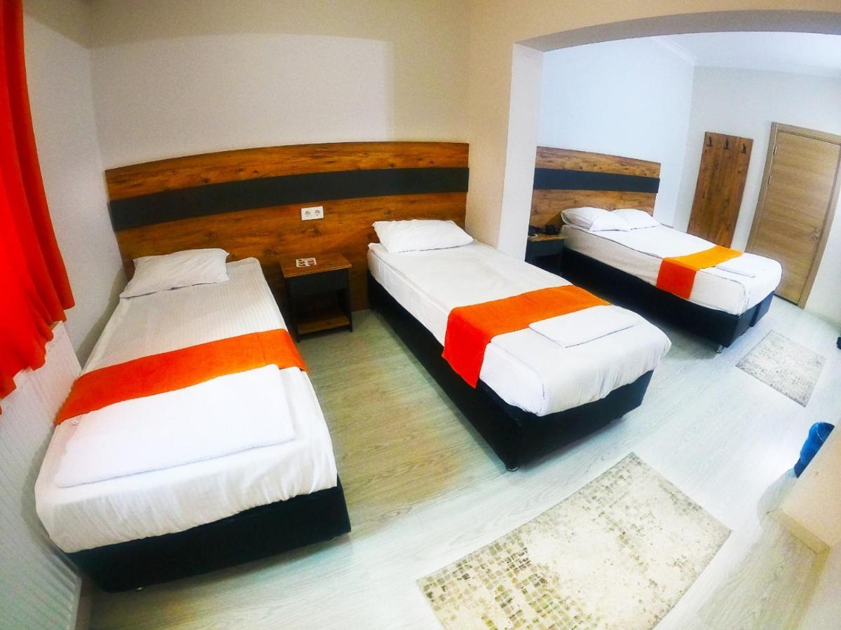 Otel Evren